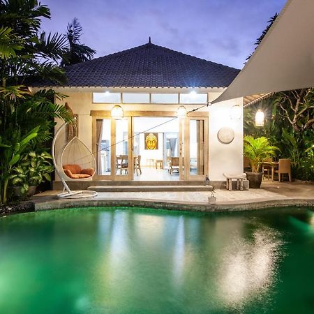 Ambermoon Villas Seminyak Exterior foto